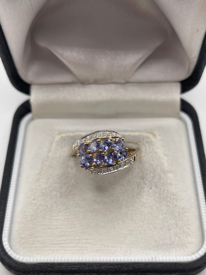 9ct gold tanzanite and diamond ring