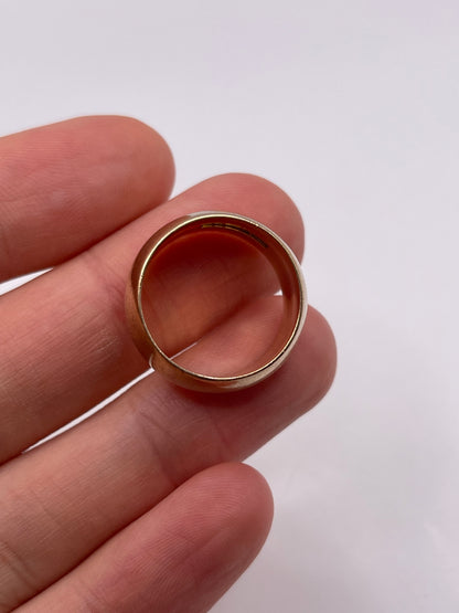 Heavy 9ct gold band