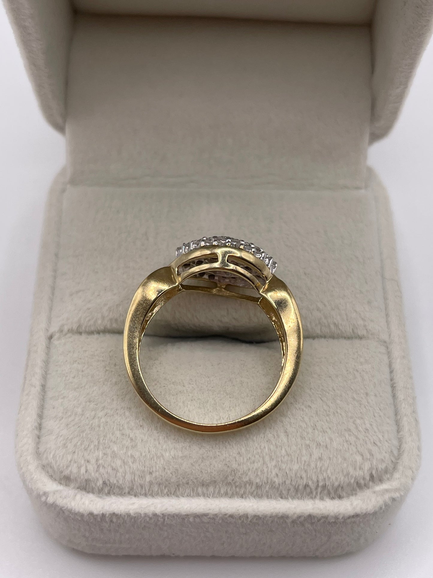 9ct gold diamond cluster ring