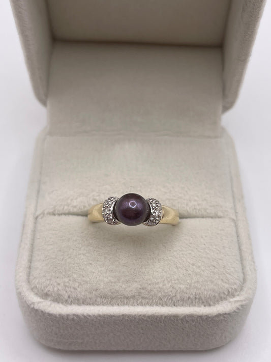 9ct gold pearl and diamond ring