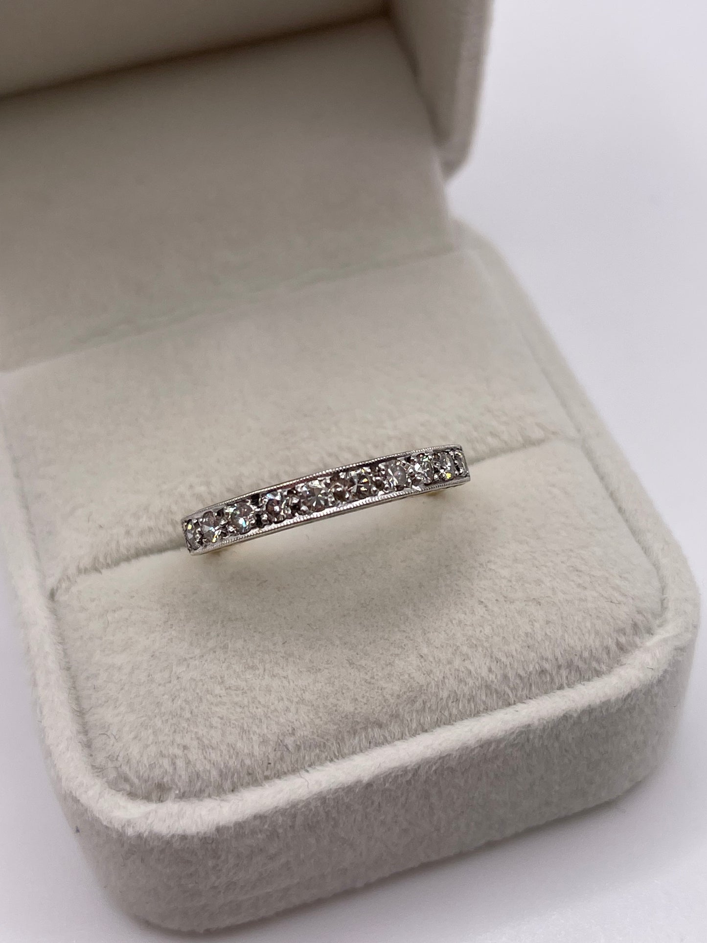 18ct gold platinum diamond ring