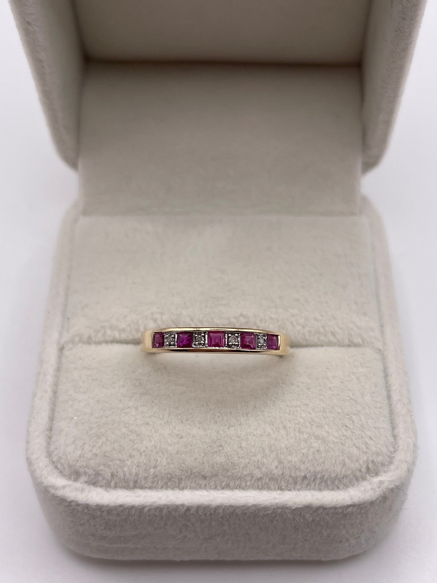 9ct gold ruby and diamond ring