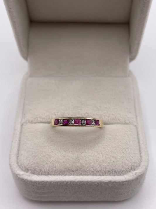 9ct gold ruby and diamond ring
