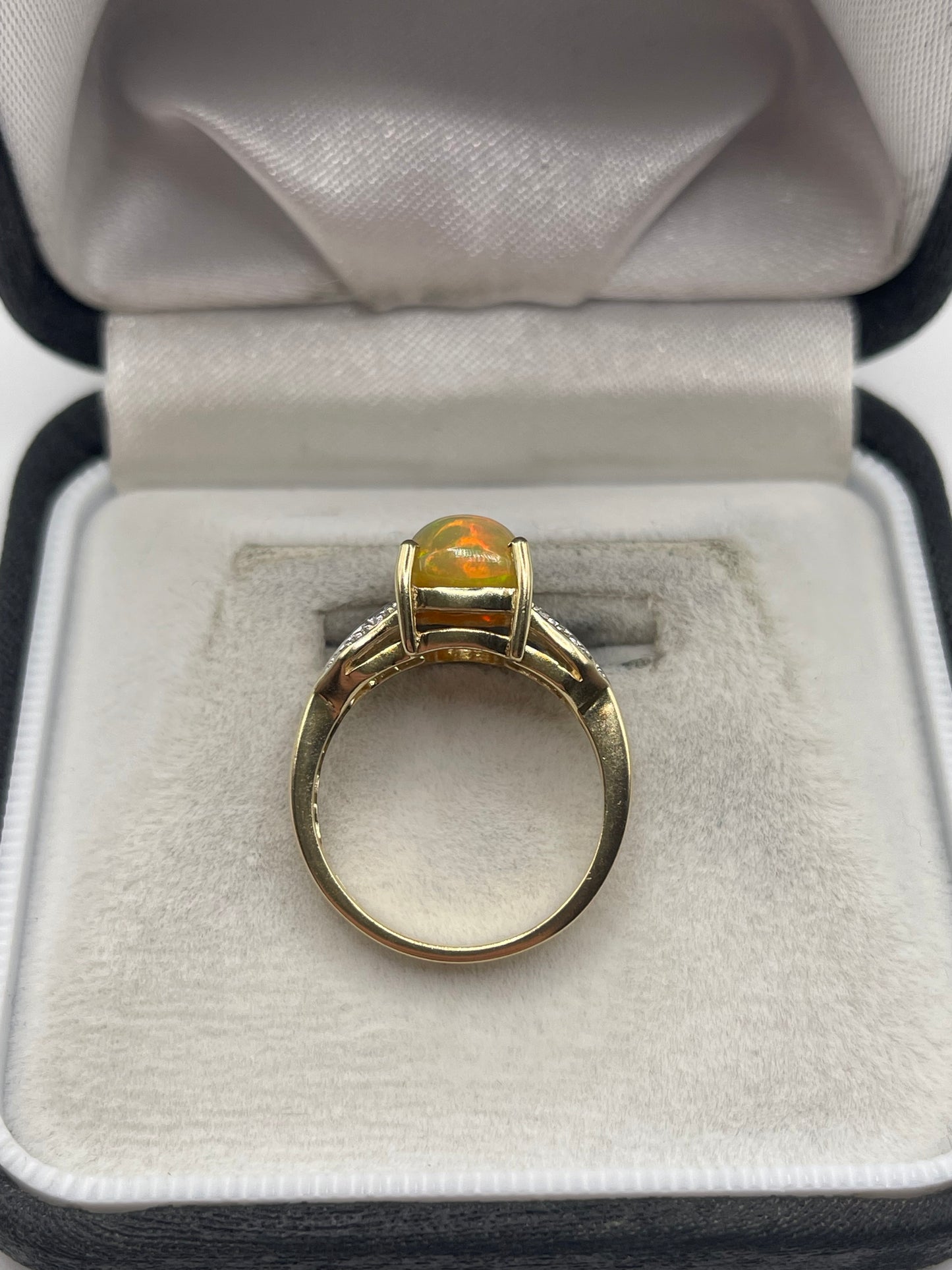 9ct gold opal and zircon ring