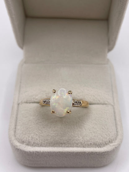 9ct gold opal and diamond ring
