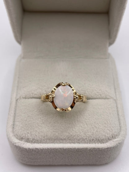 9ct gold opal ring