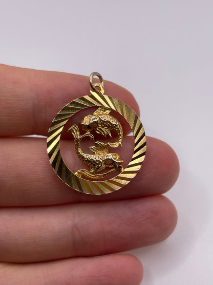 9ct gold pieces pendant
