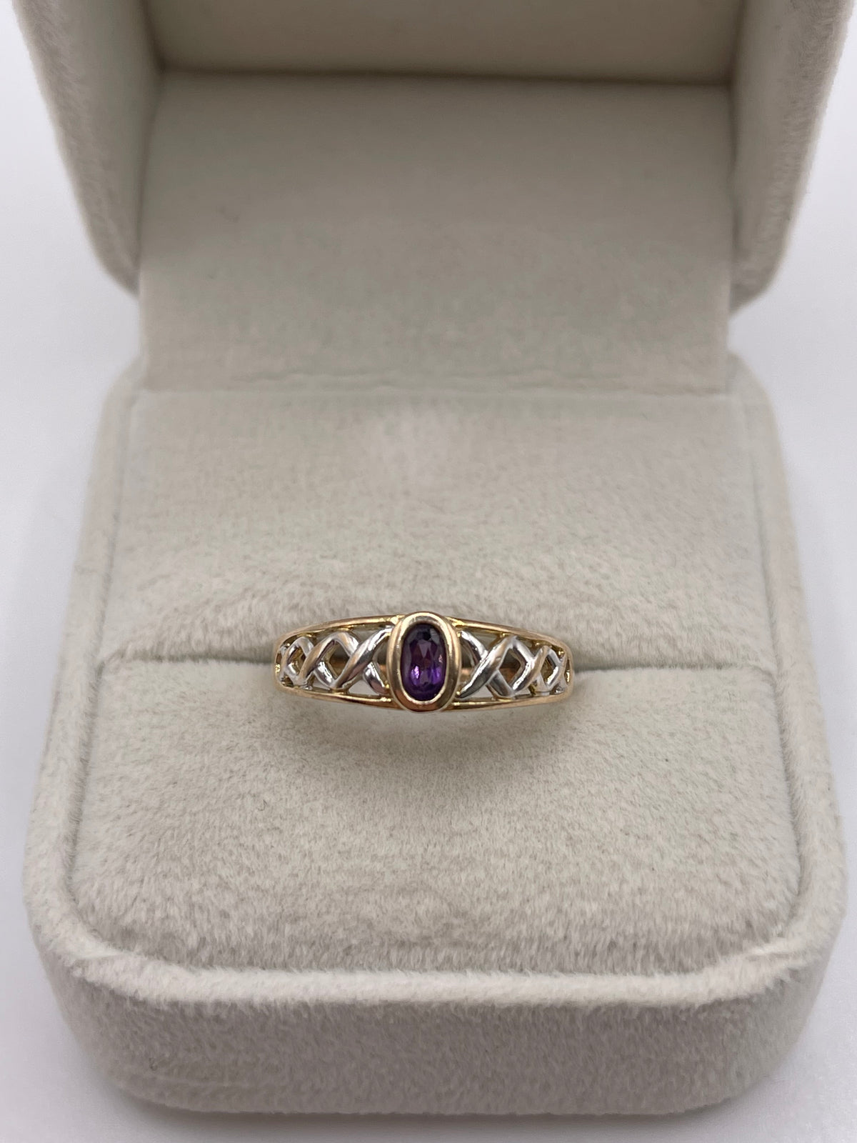 9ct gold amethyst ring