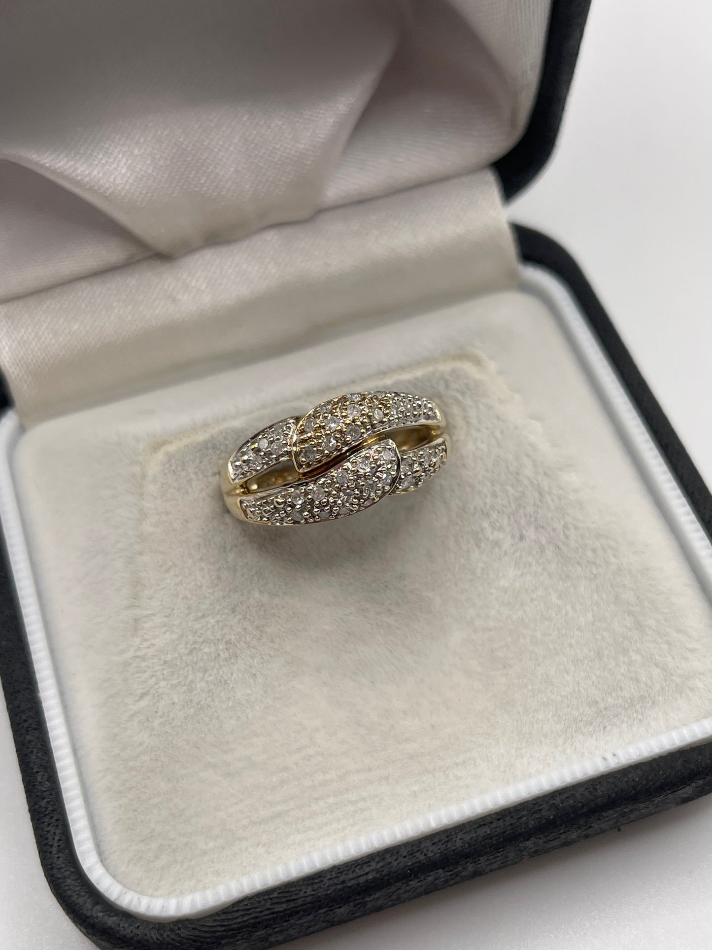 9ct gold diamond cluster ring