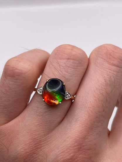 9ct gold Ammolite and zircon ring
