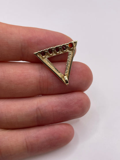 9ct gold garnet pendant