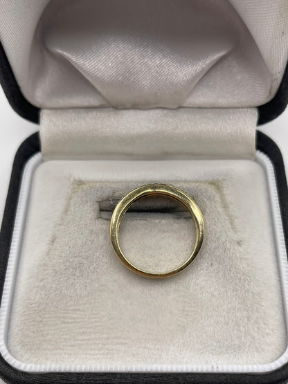 9ct gold diamond ring