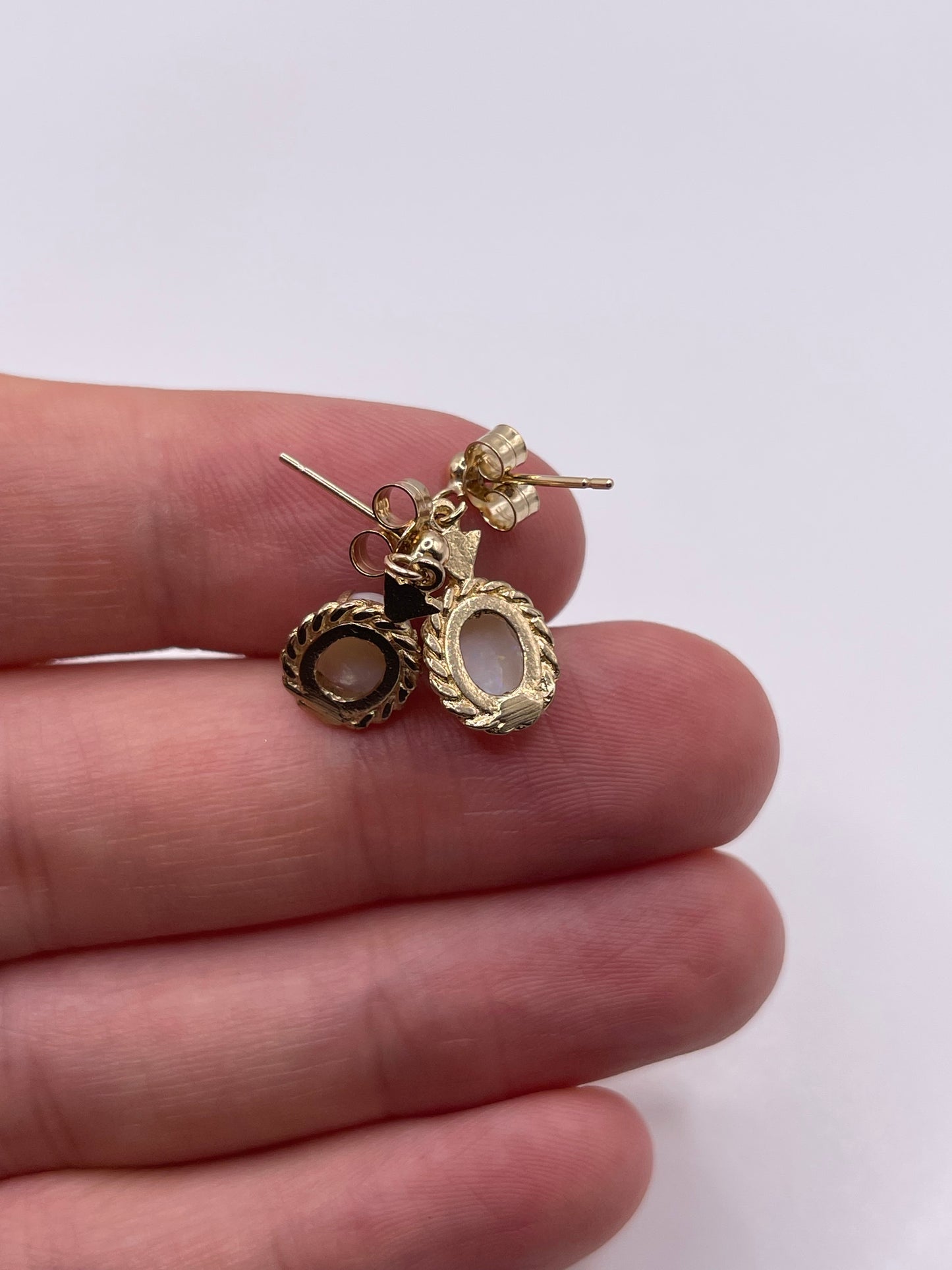9ct gold opal earrings
