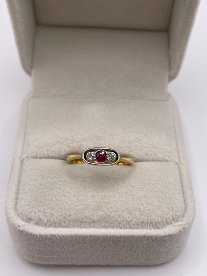 18ct gold ruby and diamond ring