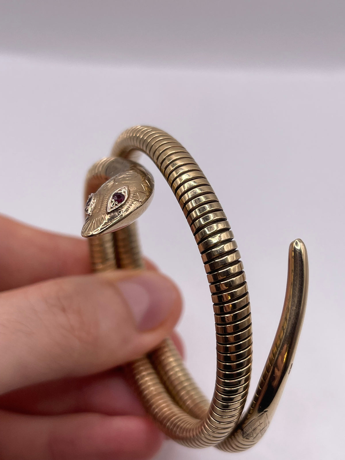 9ct gold garnet snake bangle