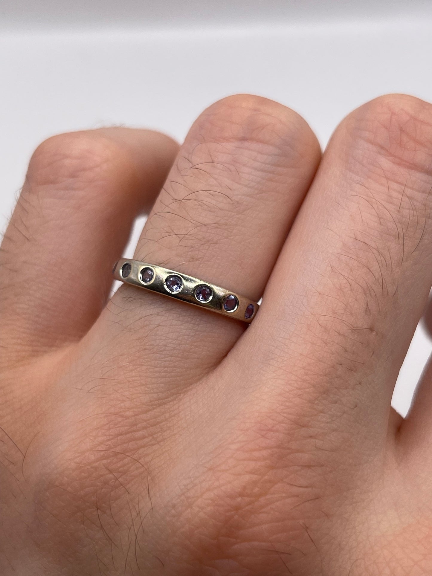 9ct white gold tanzanite ring