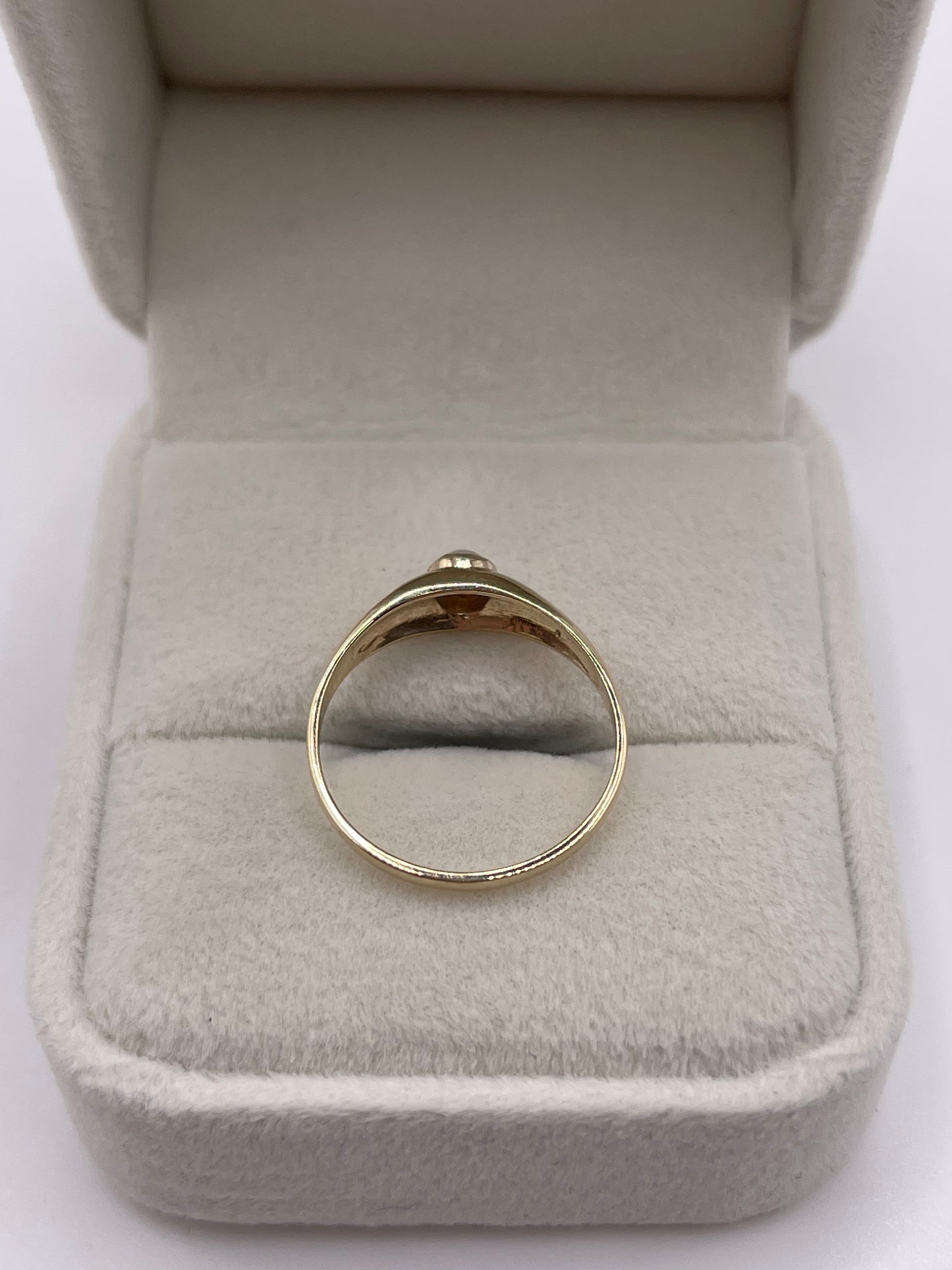 9ct gold pearl gypsy ring