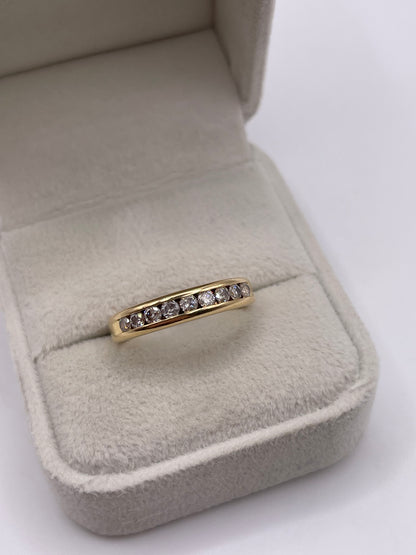18ct gold 50 point diamond ring