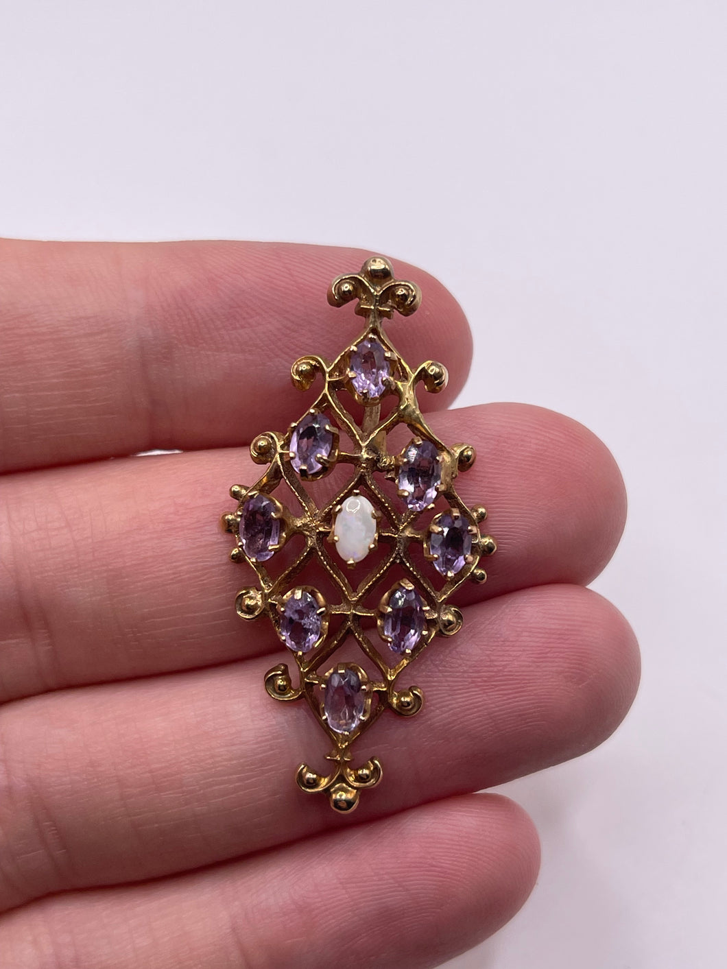 9ct gold opal and amethyst pendant