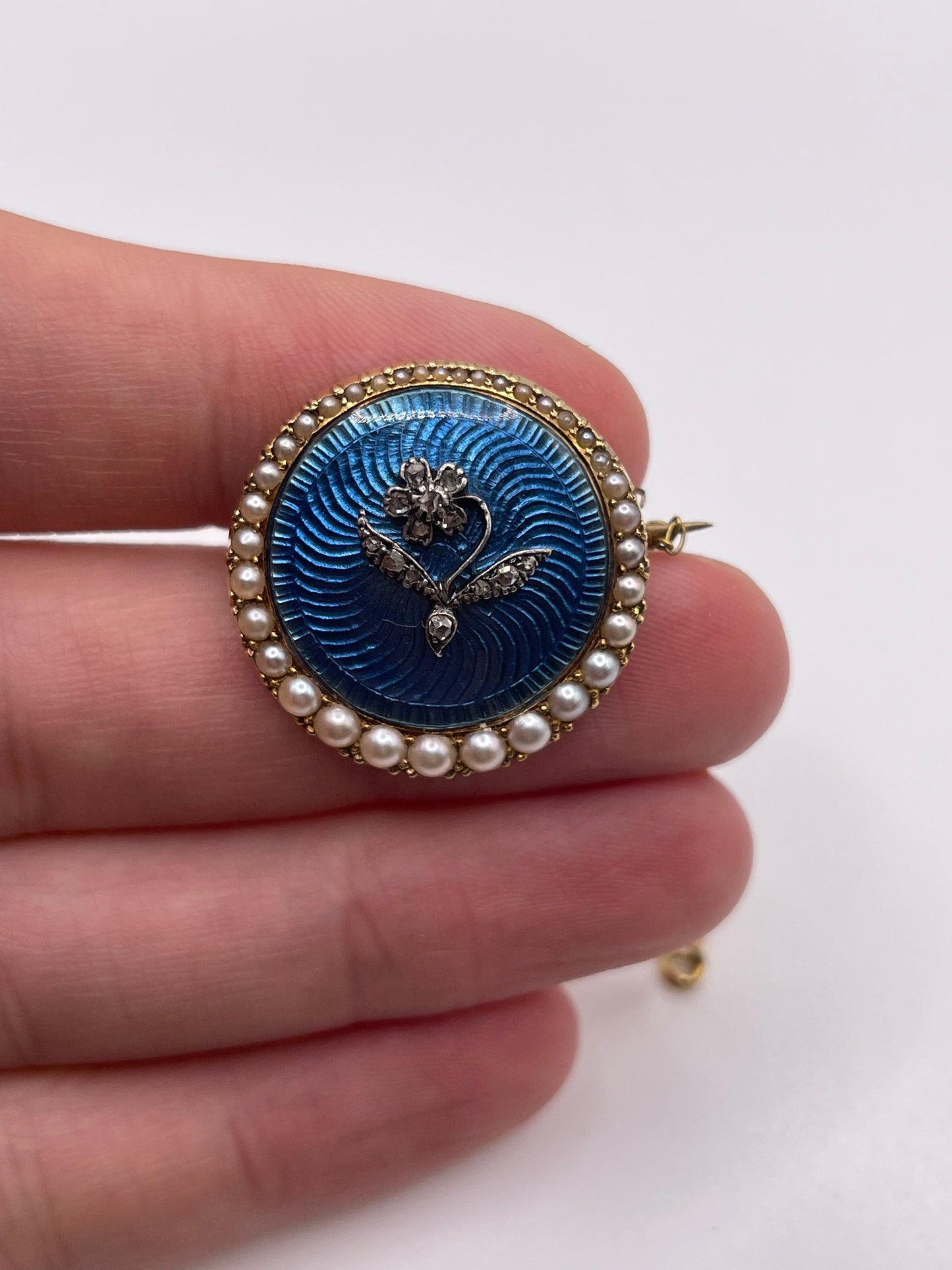 18ct gold enamel, pearl and diamond brooch