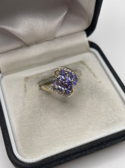 9ct gold tanzanite and diamond ring