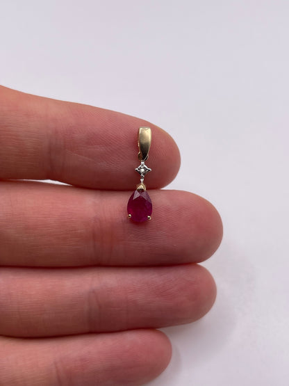 9ct gold ruby and diamond pendant