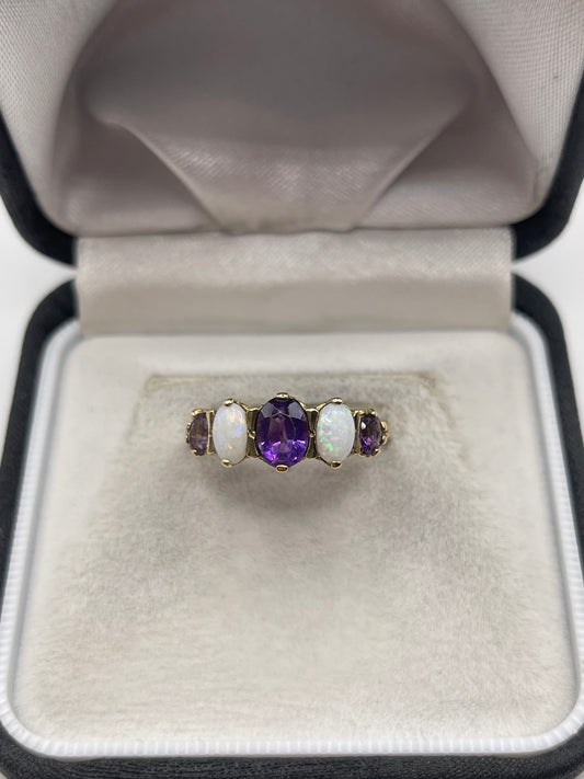 9ct gold amethyst and opal ring