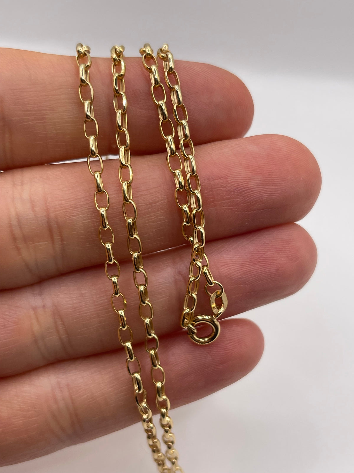 9ct gold chain 521