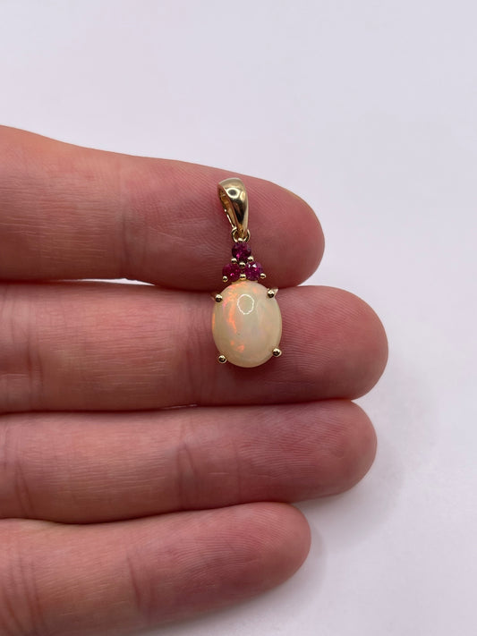 9ct gold opal and tourmaline pendant