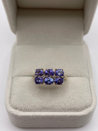 9ct gold tanzanite and diamond ring