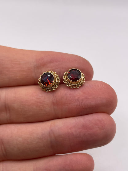 9ct gold garnet earrings