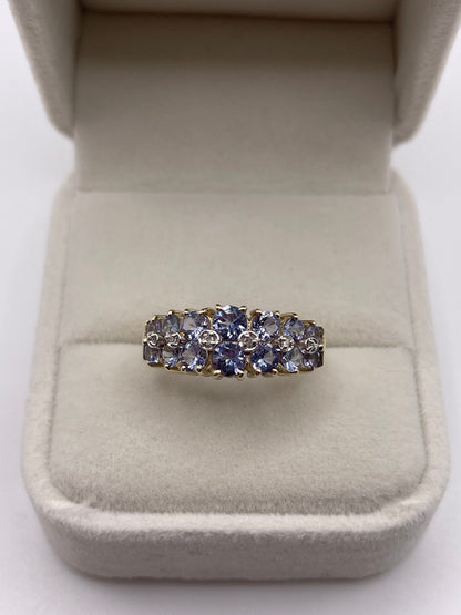 9ct gold tanzanite and diamond ring