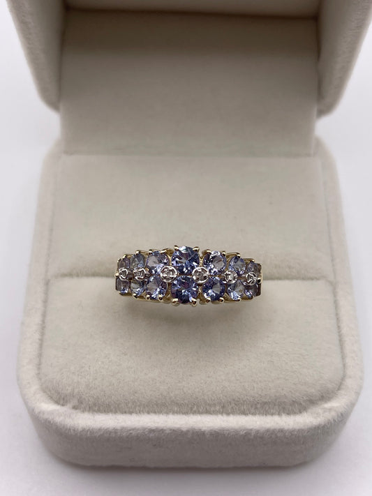 9ct gold tanzanite and diamond ring