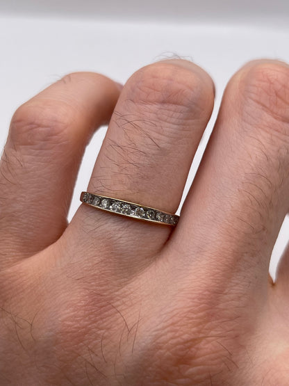 9ct gold diamond ring