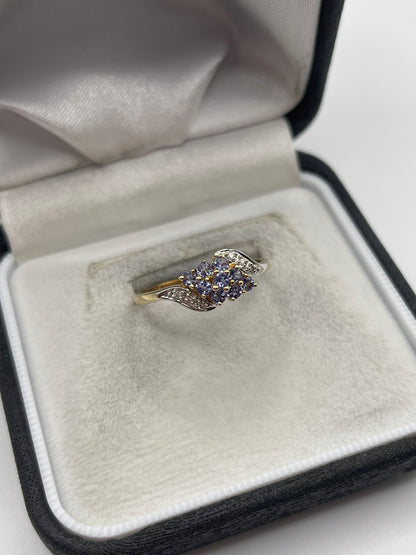 9ct gold tanzanite and diamond ring
