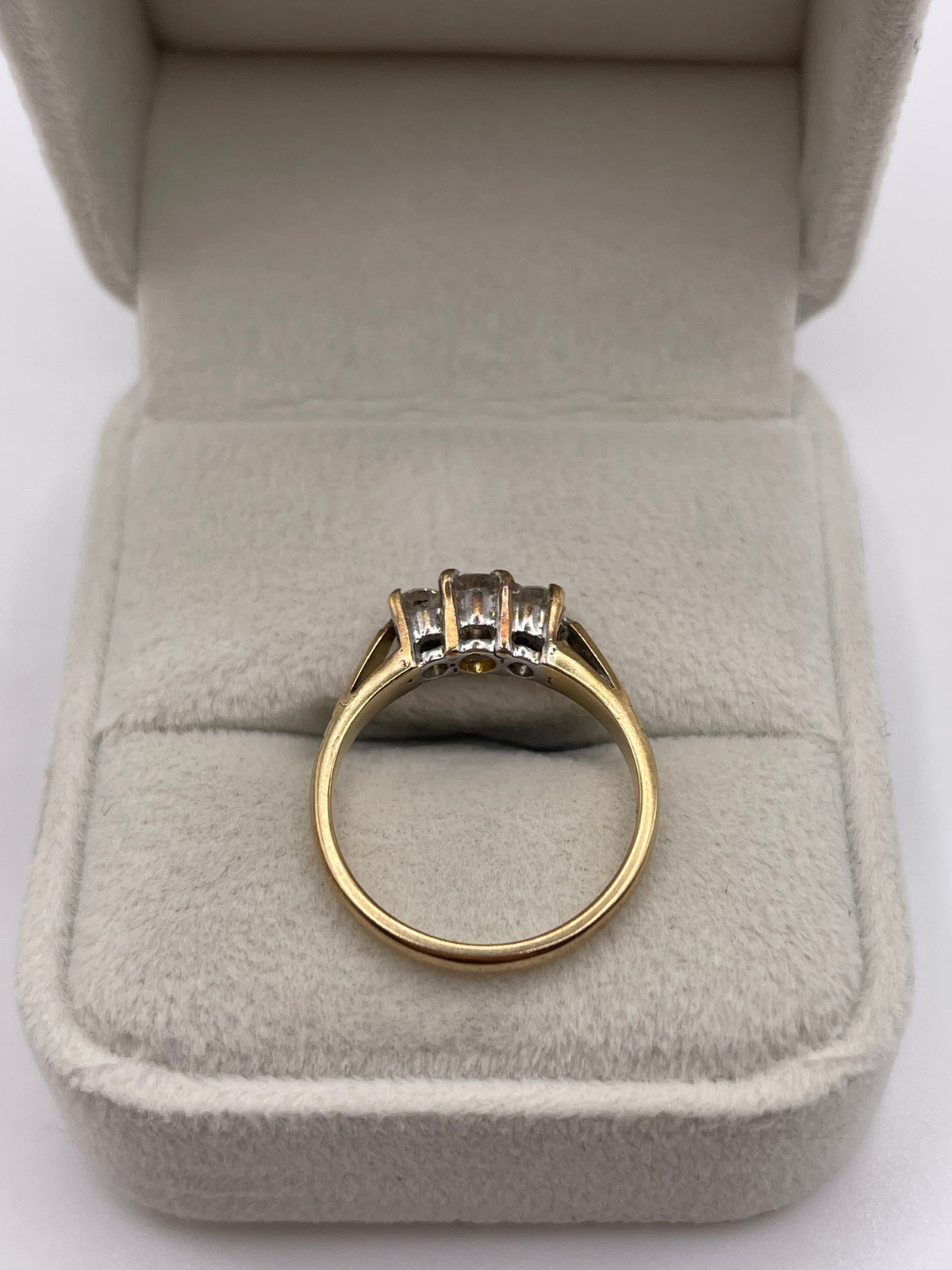 14ct gold diamond ring
