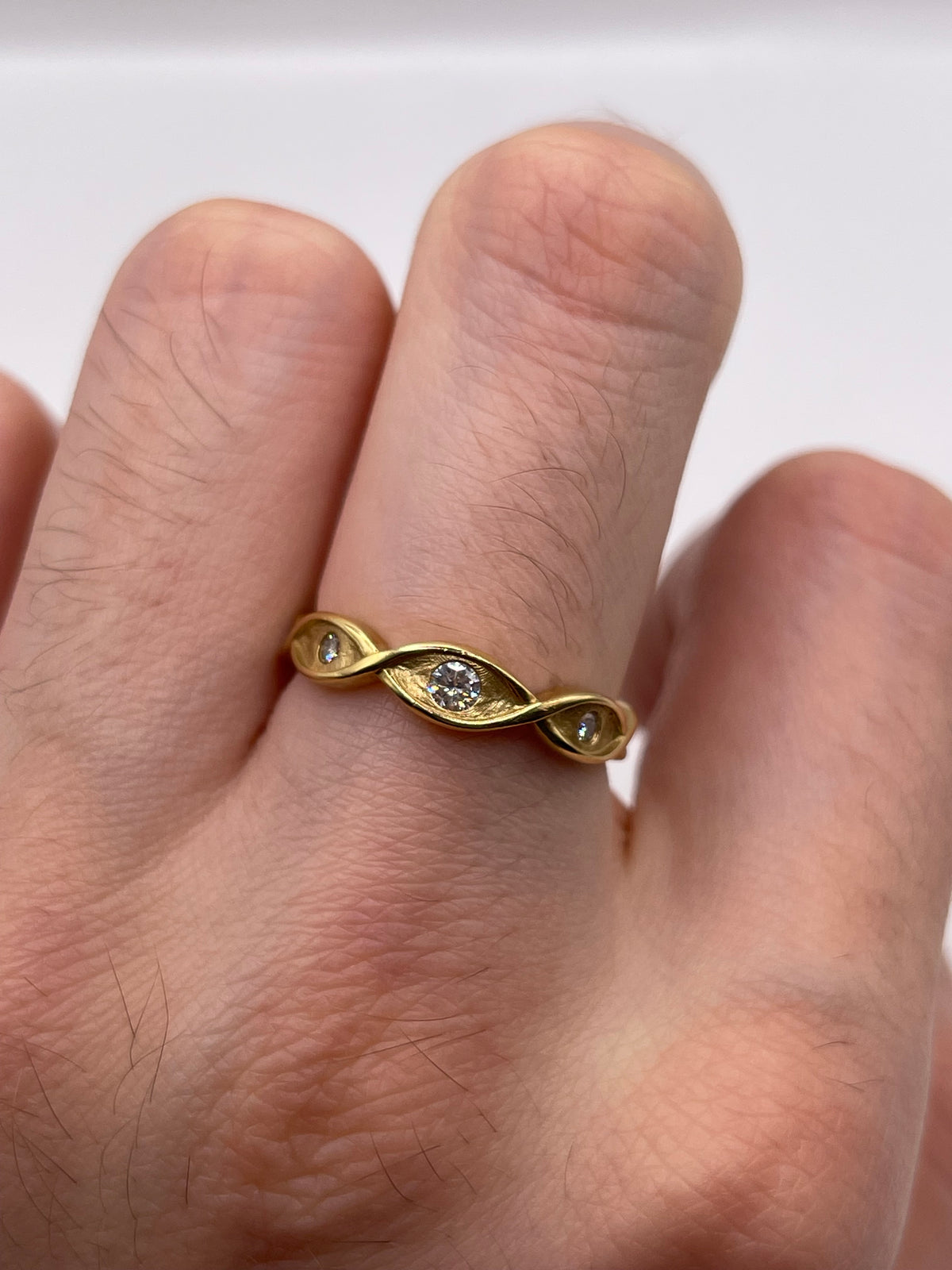 Clogau 18ct gold diamond ring