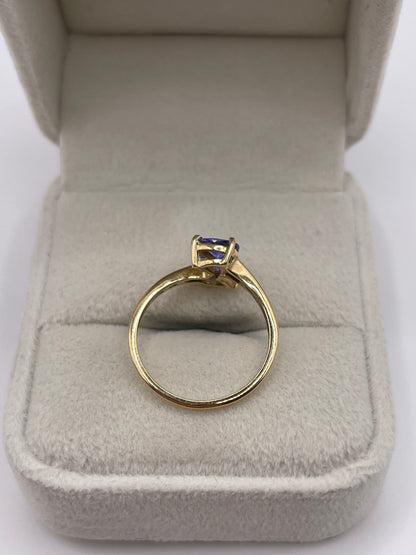 9ct gold tanzanite ring