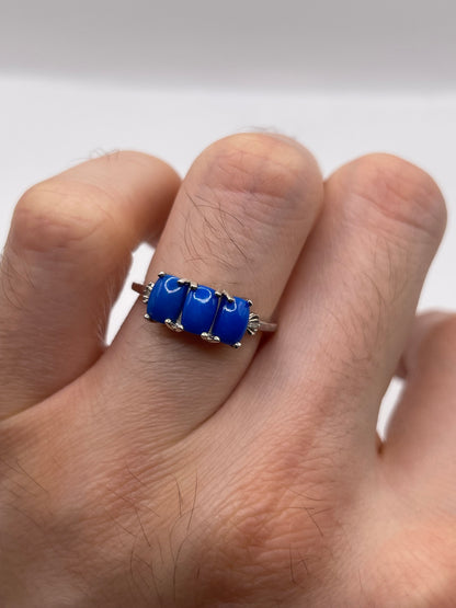 Silver gemstone ring