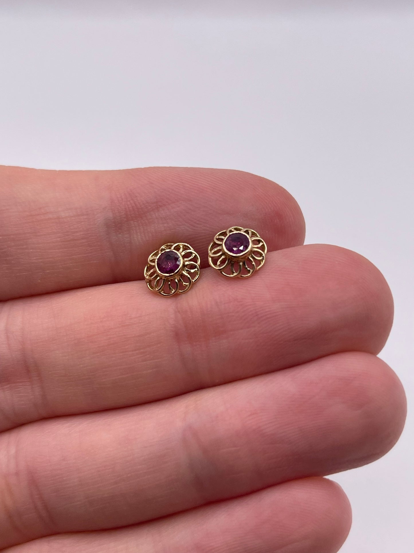 9ct gold ruby earrings