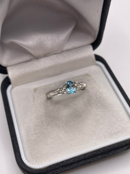 Silver topaz ring