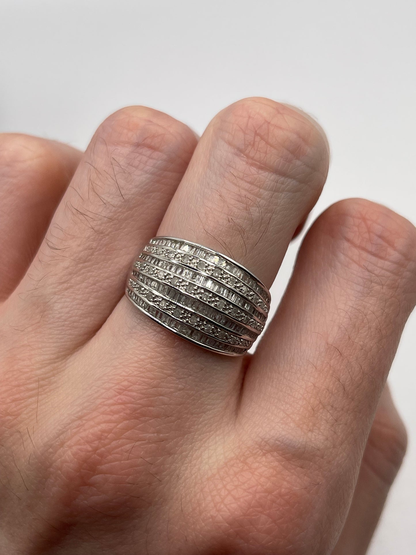 9ct white gold diamond cluster ring