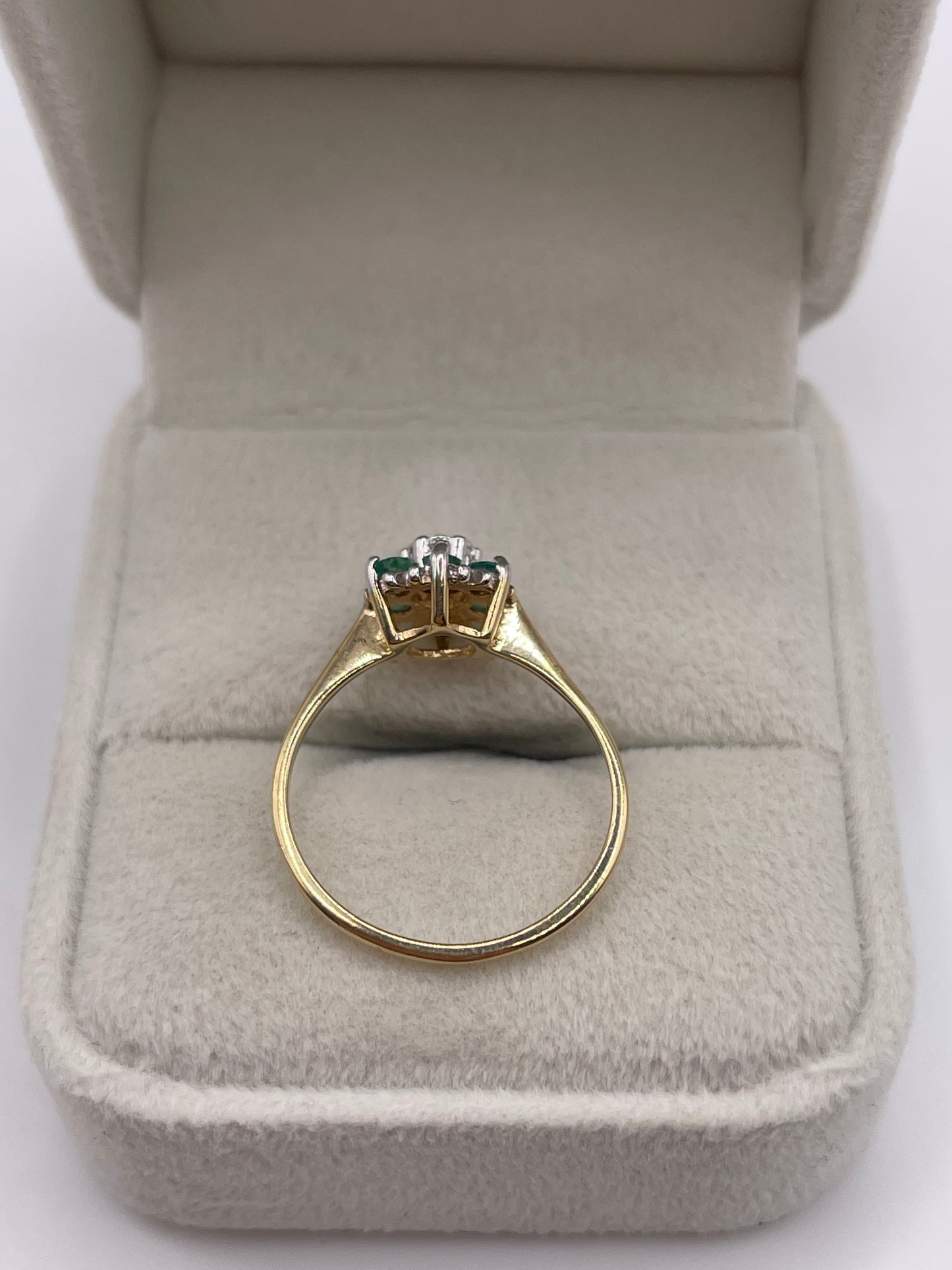 9ct gold emerald and diamond ring