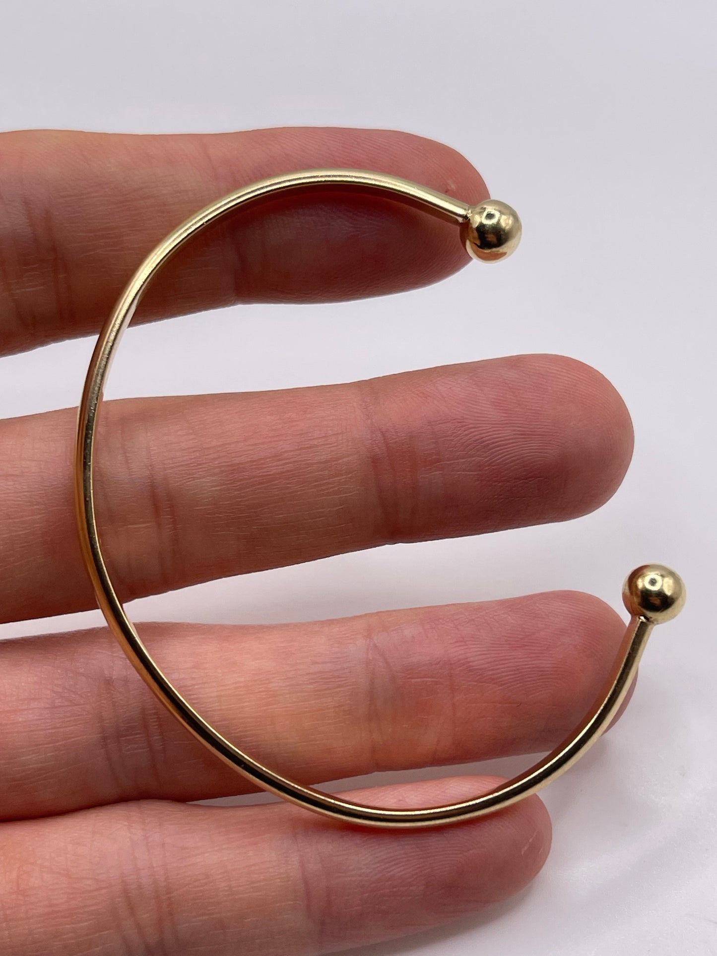 9ct gold torque bangle