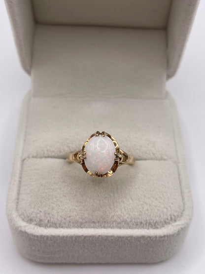 9ct gold opal ring