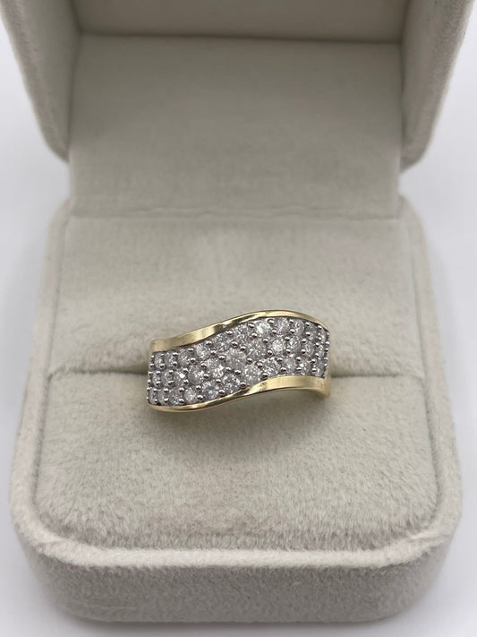 9ct gold diamond cluster ring