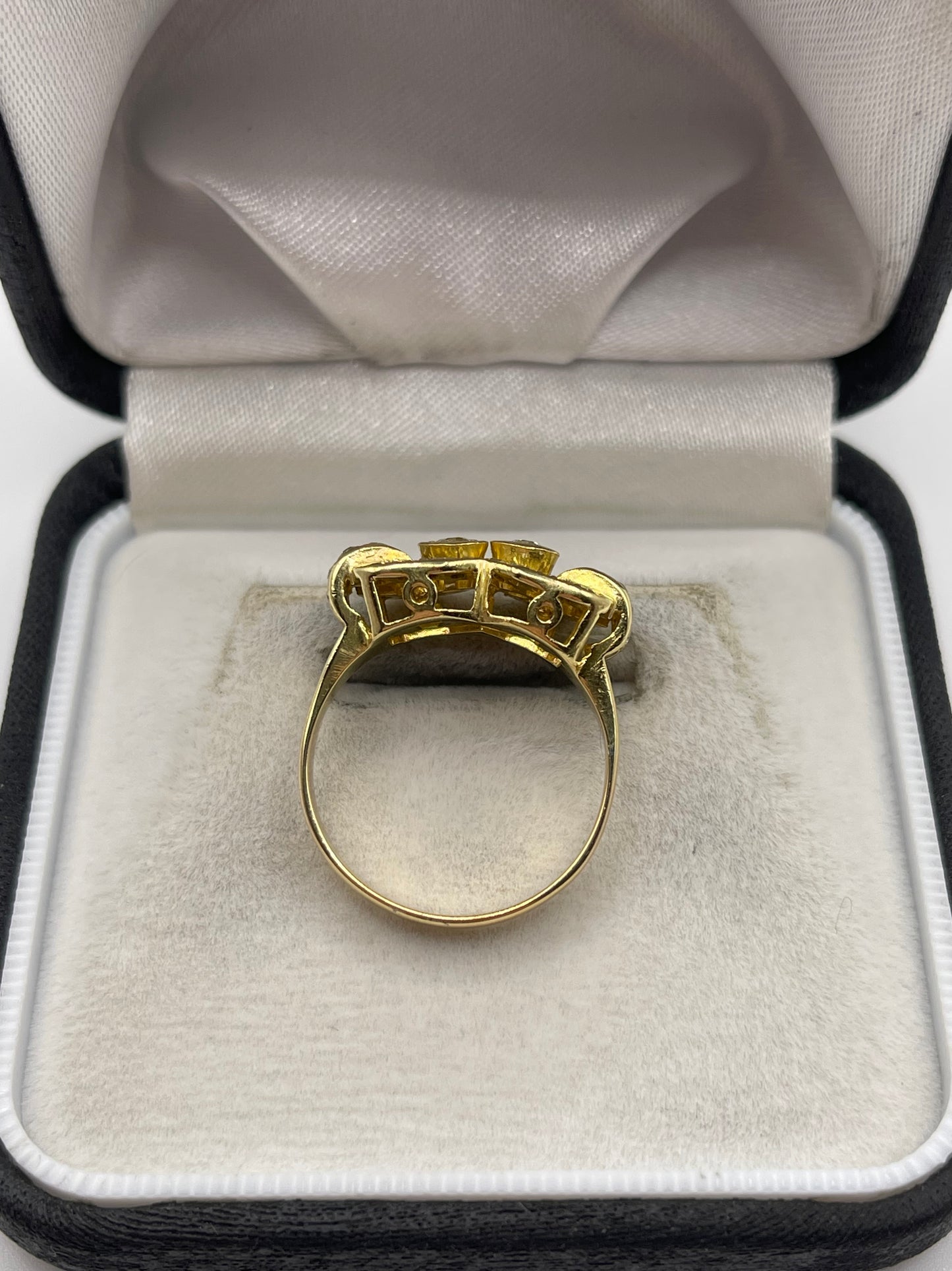 18ct gold diamond ring
