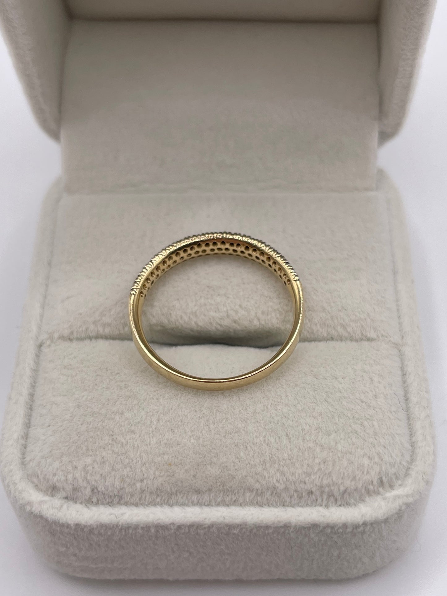 9ct gold diamond cluster ring