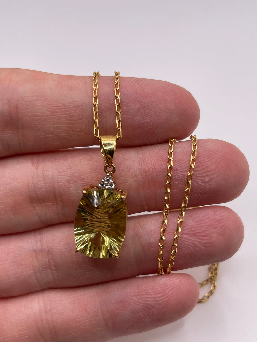 9ct gold lemon quartz necklace