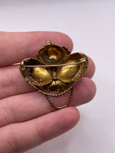 Load image into Gallery viewer, Antique 15ct gold garnet brooch
